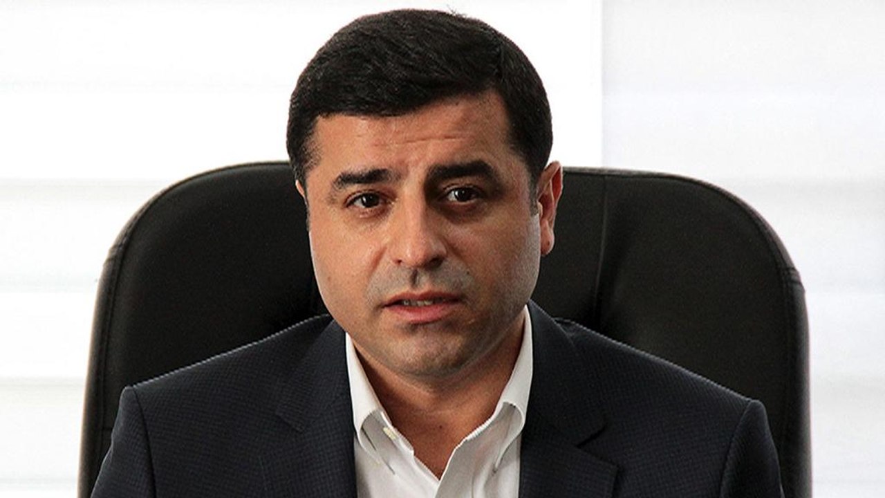 Турция: лидеру ДПР Демирташу грозят 142 года тю...
