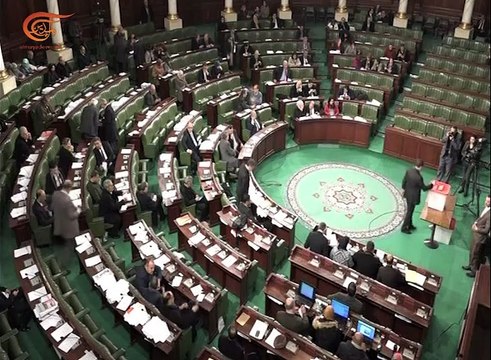 جدل بتونس حول إشراك العسكريين في الانتخابات