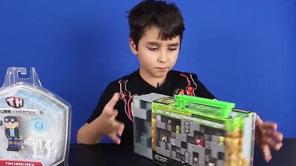 Dan TDM Figure and Minecraft Mini-Figure Collector Case