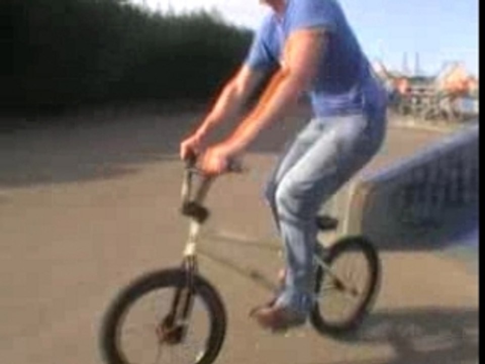Montage 2007 roller , Bmx ... (dailymotion)