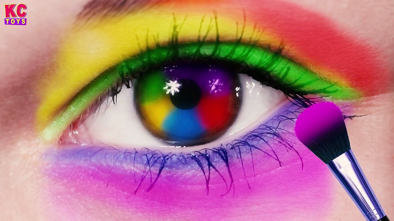 Eye Painting Learn Colors for Children Body Painting Finger Family Nursery Rhymes by KC Toys