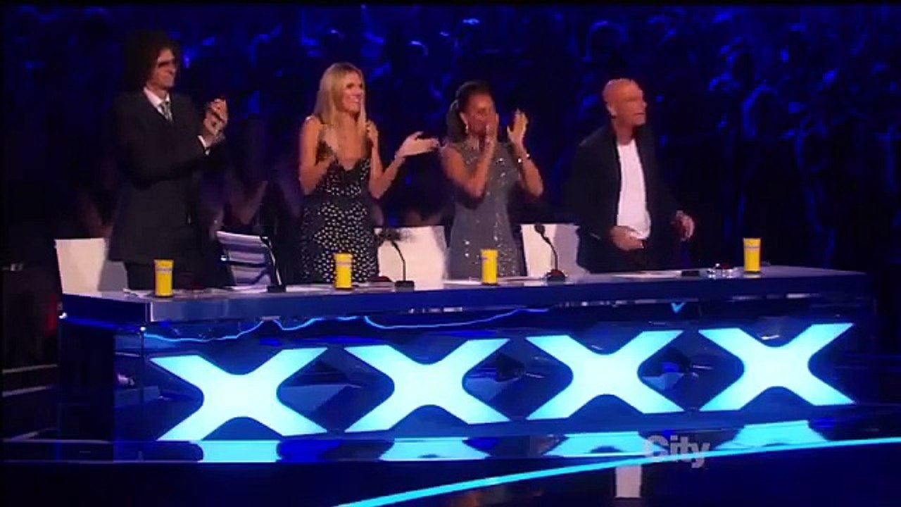 Kenichi Ebina in Americas Got Talent 2013 Semi Finals   Fighting Himself!!!