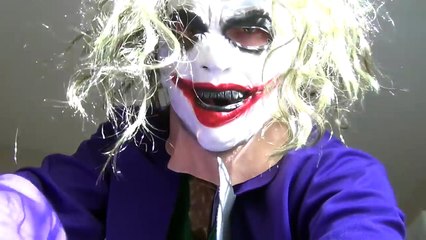 Замороженные Эльза ПУ с Джокером против Паука Пранк супергерой удовольствие в реальной жизни ИРЛ