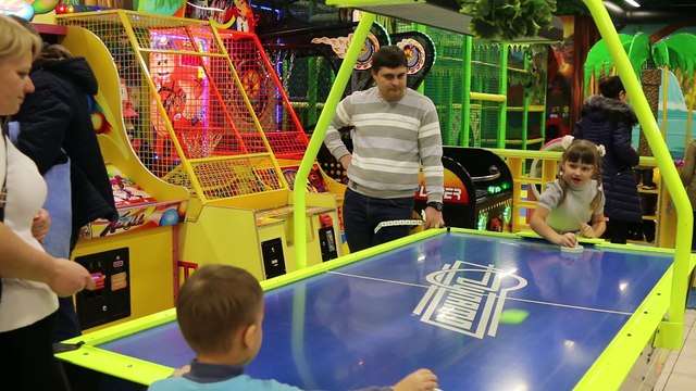 Улётные развлечения и покупки в Торговом Центре «Муравей»