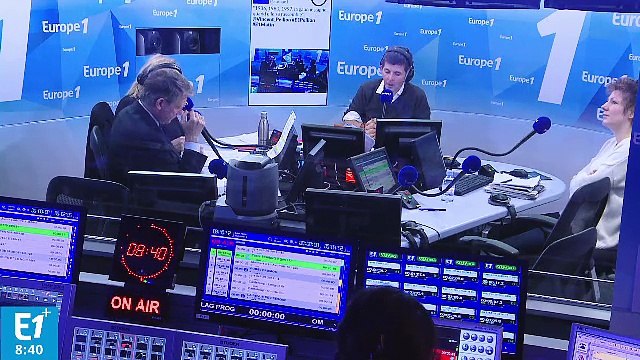 Vincent Peillon répond aux questions des auditeurs d'Europe 1