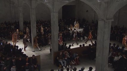 Mailänder Modewoche: 70er Jahre und Mustermix