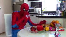 Spiderman & Batman. Бэтмен спасает Человека Паука. Ярослава и Супергерои. Видео для детей