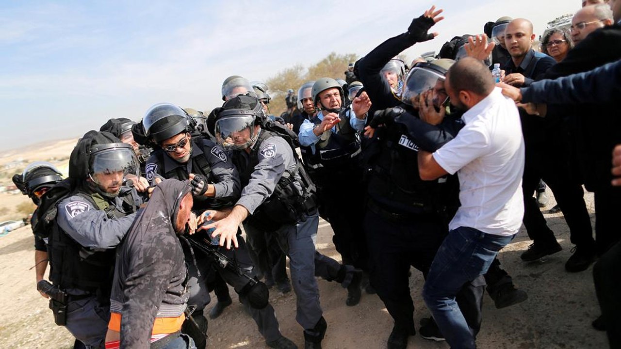 Israel: two dead in Bedouin village confrontation