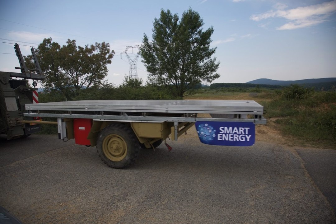 NATO Smart Energy - Responding to power cut with mobile solar energy from Multicon Solar