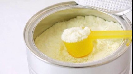 إشتباه بقيامهما بعملية نصب .. ألمانيا إعتقال لاجئين بحوزتهما 70 كيلو غراماً من ” بودرة الحليب ” !