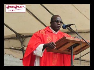 Célébration de la fête des rameaux à l`église Saint André de Yopougon