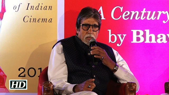 Amitabh Bachchan prays films like 'Pink' puts sense into people