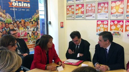Visite de Francois Fillon à la Maison des Voisins dans le 17e