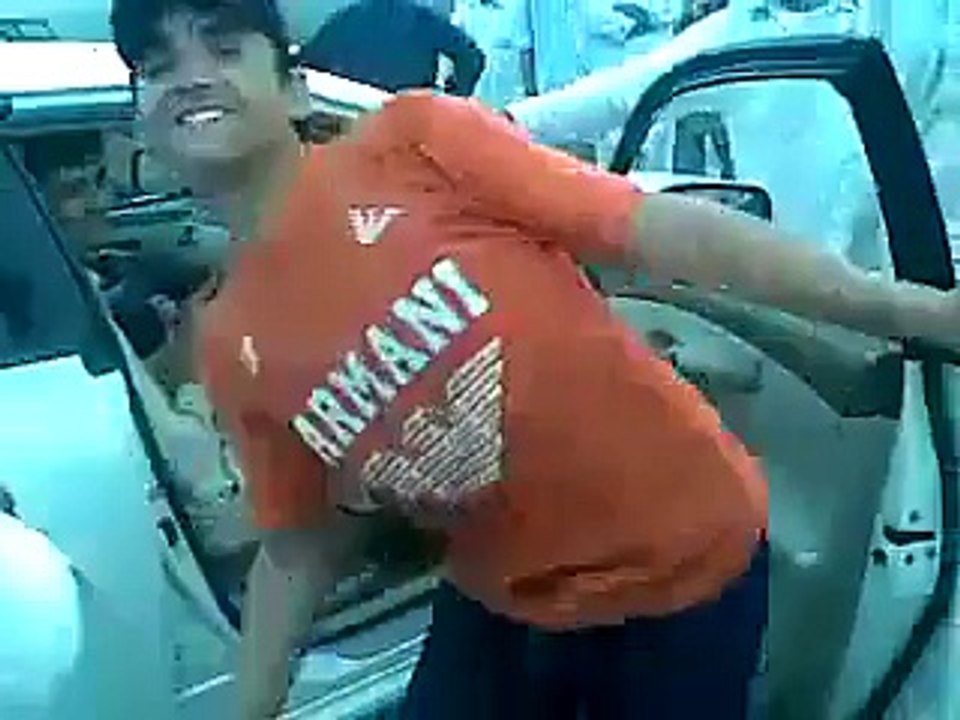 Norang Boy Dance Live