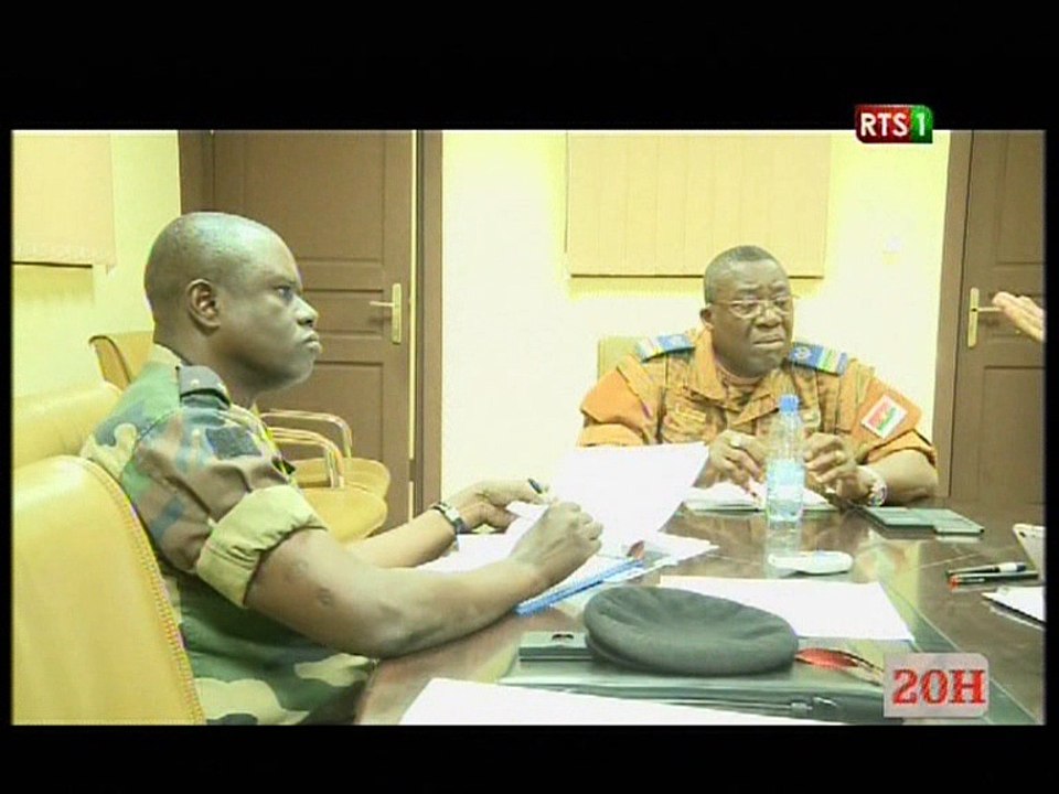 Le Sénégal sur le pied de guerre et prêt à sauter sur Yaya Jammeh ... Dirpa