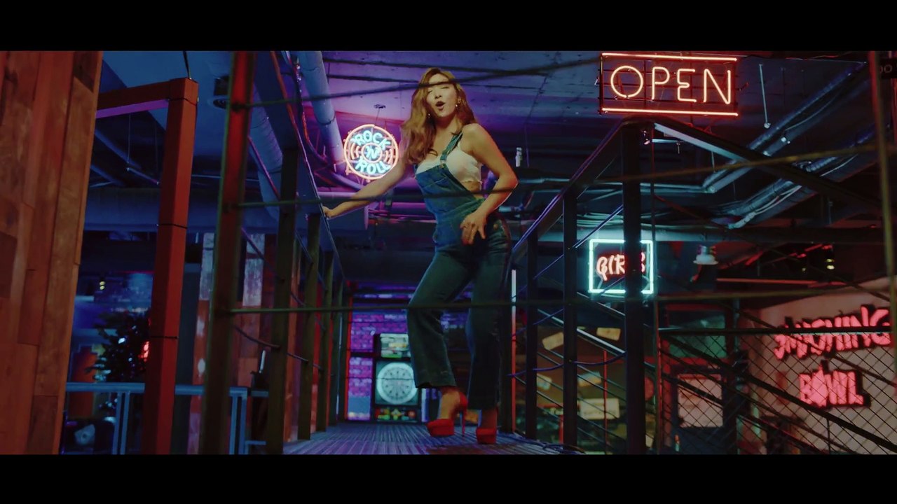 [MV] 루나_ 하니_ 솔라 Luna_ Hani_ Solar - HONEY BEE (Prod.by 박근태 Keu