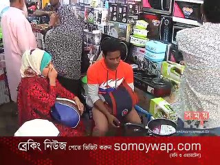 বাণিজ্য মেলায় মেগা অফারের ছড়াছড়ি