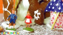 Hansel and Gretel Gingerbread House Mystery Surprise toys opening Candy and Toys