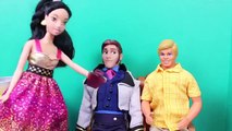 Frozen Hans and Kenton Bro Date Play Doh Spa with Barbie Jasmine Vera DisneyCarToys