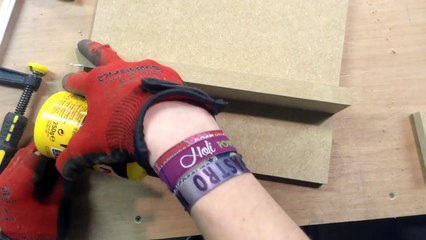 Built for Fun #19 Fabriquer un gabarit pour ponceuse à bande