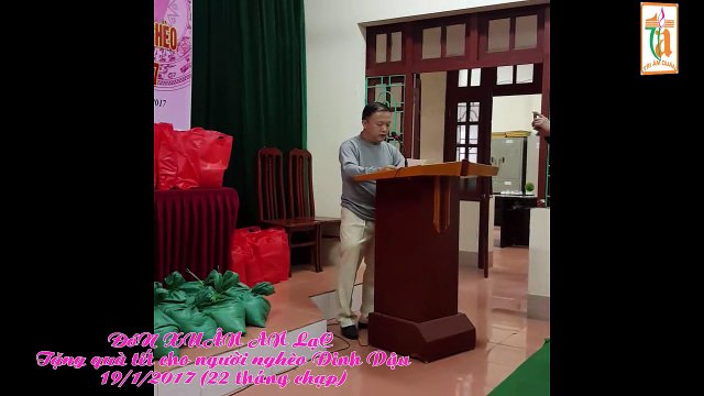 Phat bieu tang qua tet cho nguoi ngheo 2017