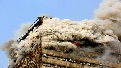 Un immeuble s'effondre à Téhéran : au moins 30 morts