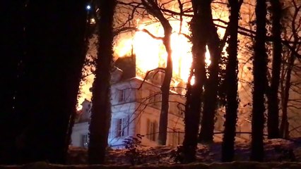 Un hôtel de luxe Suisse en feu, ravagé par les flamme le 18 janvier 2017