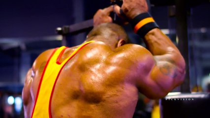 Bodybuilding Motivation - FIGHT THROUGH IT