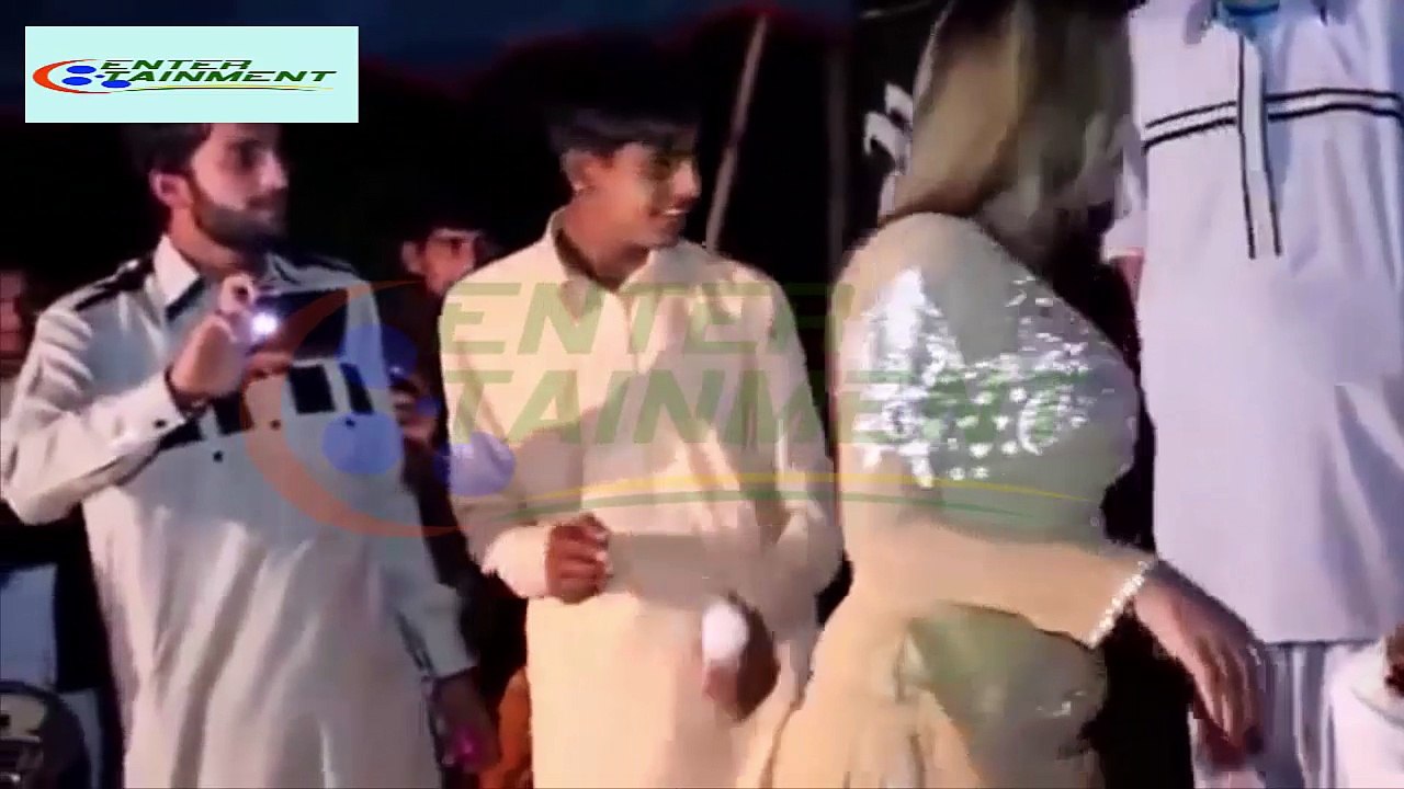 Dance on Beautiful Song Sakon Yaar Manawana Ha on love Dance Parties 2016 - Entertainment