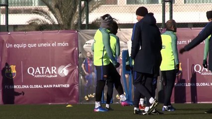 Barcelone - Neymar et Suarez jouent un vilain tour à Piqué