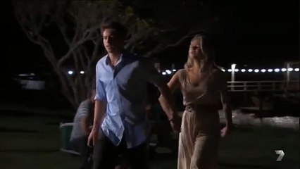 Maddy & Josh II 5818 Kiss