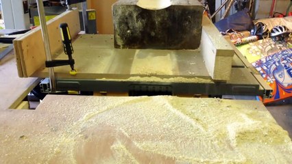 Built for Fun #31 Fabriquer une enclume en bois taille réel!