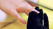 Czarne paznokcie ze srebrnym pyłkiem - Ekert Nails