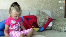 SpiderMan. Человек Паук и Ярослава – Утренняя Зарядка. Видео для детей. Супергерои в реальной жизни