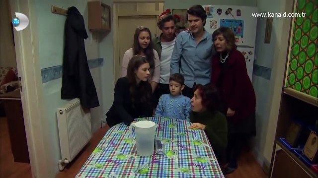 Arka Sokaklar (424. Bölüm) Hüsnü Çoban Kıcım Dondu Be Kıcım!