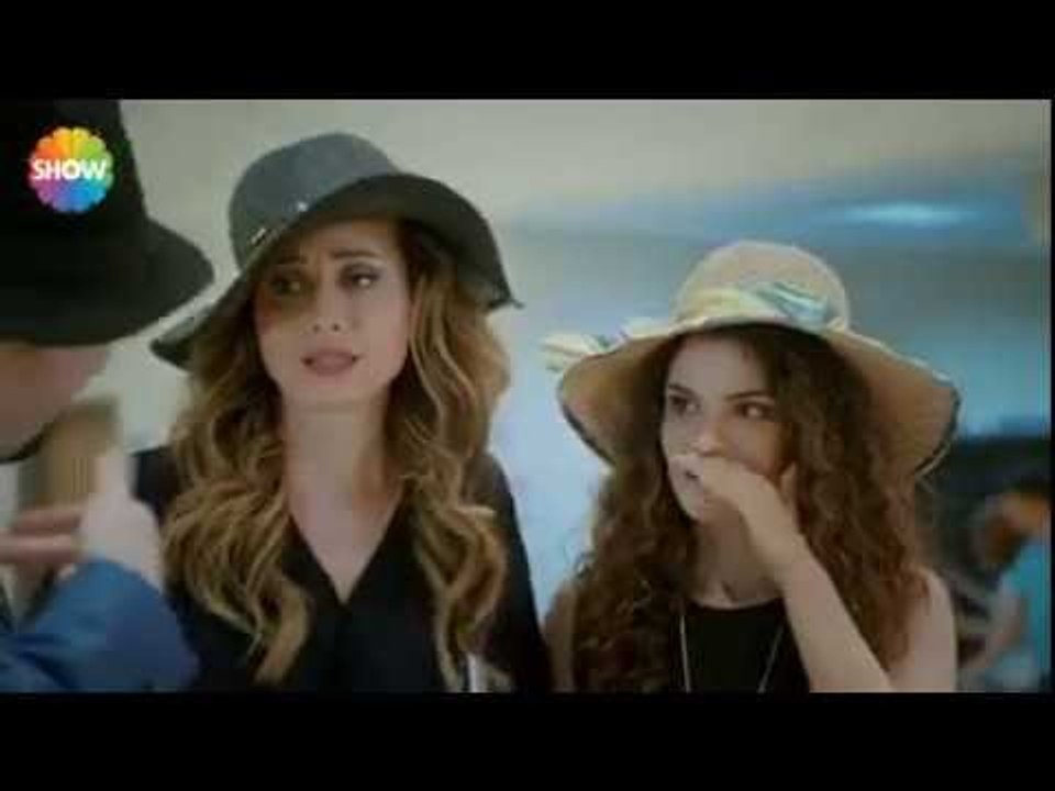 Gülümse Yeter 2.Bölüm | Lütfü ve ailesinin Amerika macerası kısa sürdü