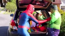 Frozen Elsa Bitten by VAMPIRE! w/ Spiderman, Hulk, Anna, Superman - Real Life Superheroes Funny