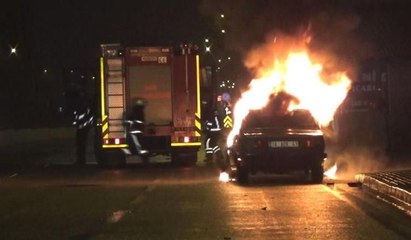 Kaza yaptı, karşı tarafla anlaşamayınca aracını ateşe verdi