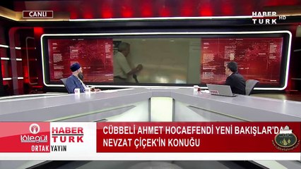 Tehlikeli Görüşleri Olan Mehmet Okuyan Dinlenilmemesi Gereken Bir Kişidir,Dikkat Edilsin !