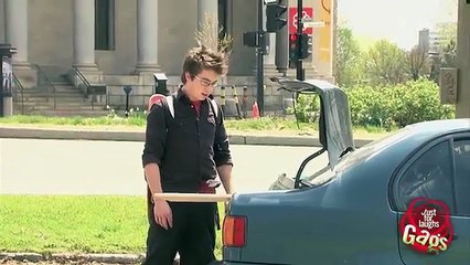 Destroying Painting Prank - Just For Laughs Gags