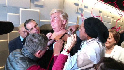 Les statues de cire de Trump installées à Grévin et à Washington