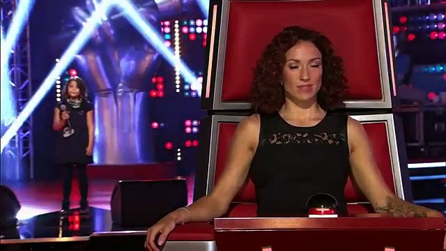 9-Year Old Liesl Sings Shake It Off By Taylor Swift - Incredible