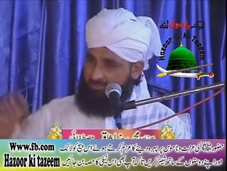 ماں باپ گهر میں بیمار پڑے ہیں اور بیٹا مرشد کے آستانے پر جھاڑو دے رہا ہے.