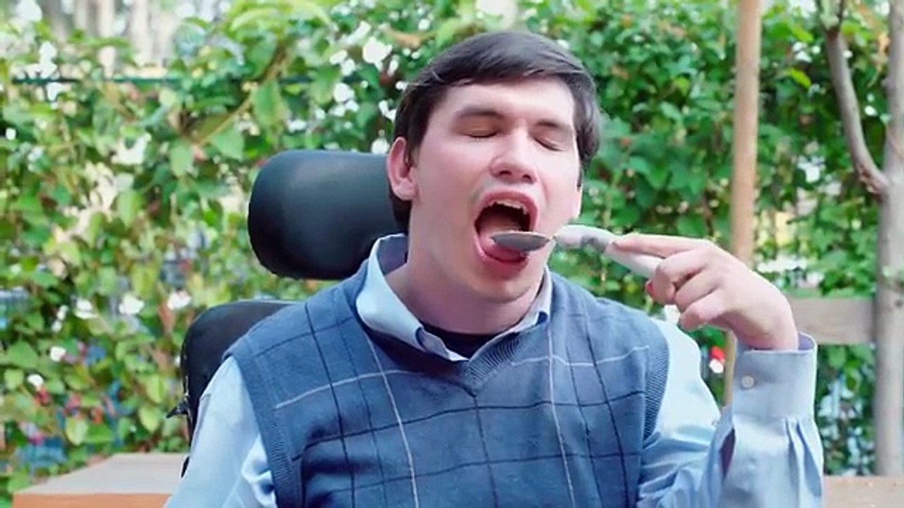 Muhteşem Robotik Kaşıkla Yemek Dökmek Neredeyse İmkansız!