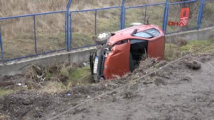 Çorlu'da Takla Atan Otomobilin Sürücüsü Yaralandı
