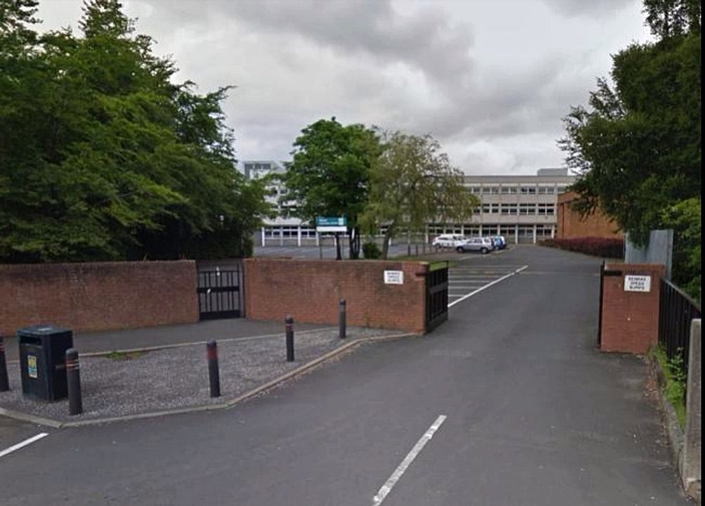 Cops and sniffer dogs spotted near Glasgow secondary school