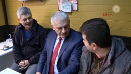 Başbakan Yıldırım'dan Taksi Durağına Ziyaret