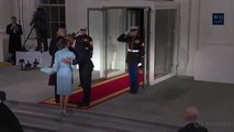 The Obamas greet the Trumps on inauguration day