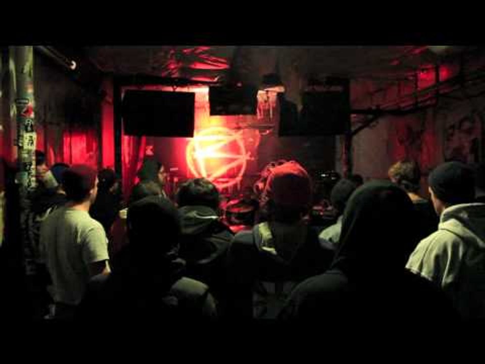 GrungeCake Magazine: Visiting Blast-O-Mat for GrungeCake Skate & Bake in Denver, Colorado 1/2