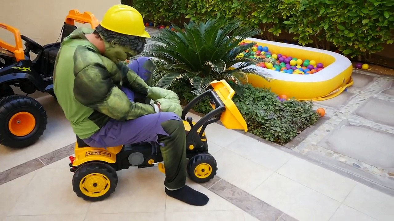 RECKLESS JOKER Crushes SpiderBaby Balloon Under Car! w/ Spiderman Hulk & Power Wheels in Real Life